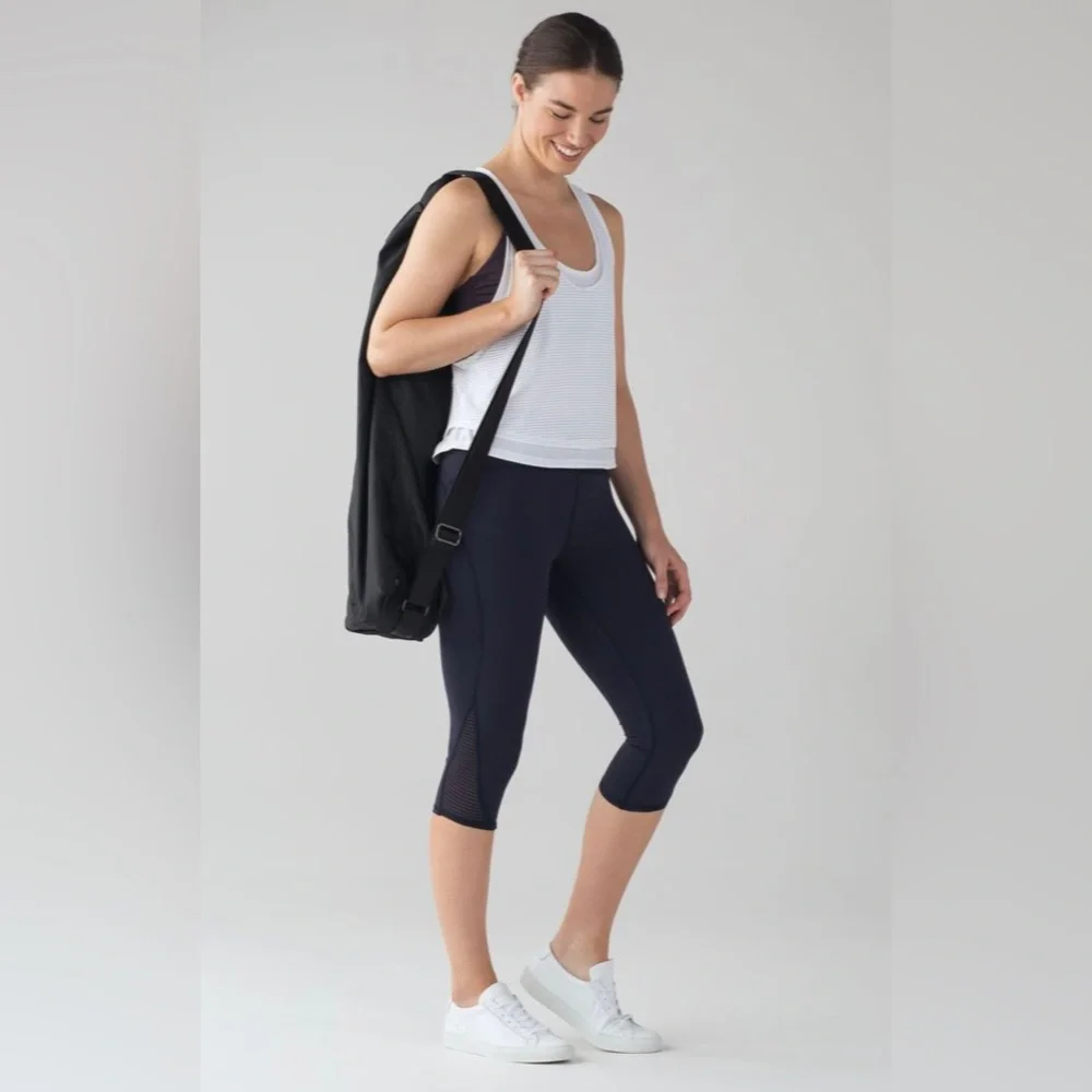 Lululemon Lean In Crop (17